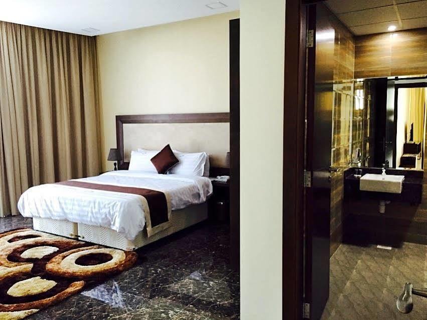 Belle Tower Luxury Apartments Al Manamah Esterno foto