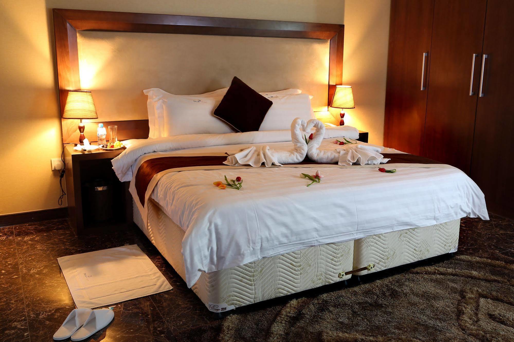 Belle Tower Luxury Apartments Al Manamah Esterno foto