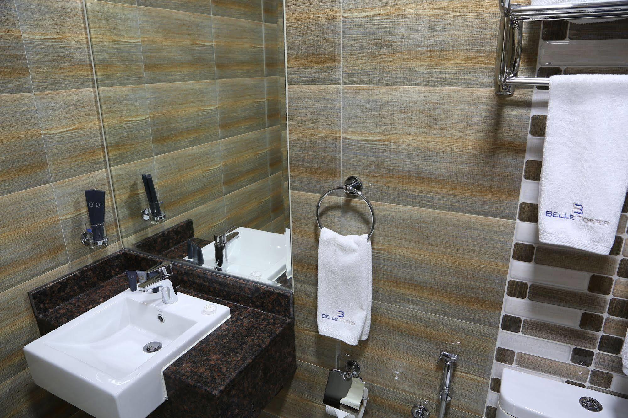 Belle Tower Luxury Apartments Al Manamah Esterno foto