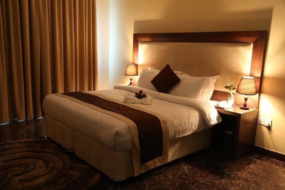 Belle Tower Luxury Apartments Al Manamah Esterno foto
